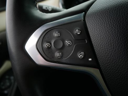 Used 2023 Chevrolet Traverse Premier w/ LPO, Floor Liner Package AWD/4WD image 27
