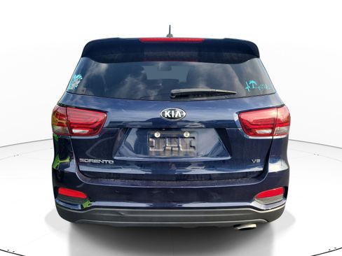 Used 2020 Kia Sorento FWD V6 image 5