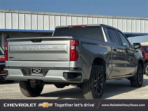 New 2026 Chevrolet Silverado 1500 Custom w/ LPO, Dark Essentials Package image 4