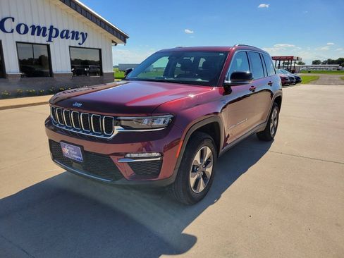 Used 2022 Jeep Grand Cherokee Limited 4xe AWD/4WD image 1