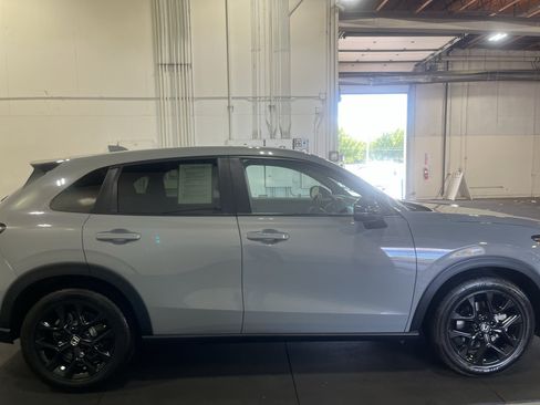 Used 2024 Honda HR-V Sport image 4