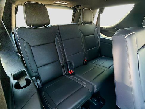 Used 2023 Chevrolet Tahoe Premier RWD image 28