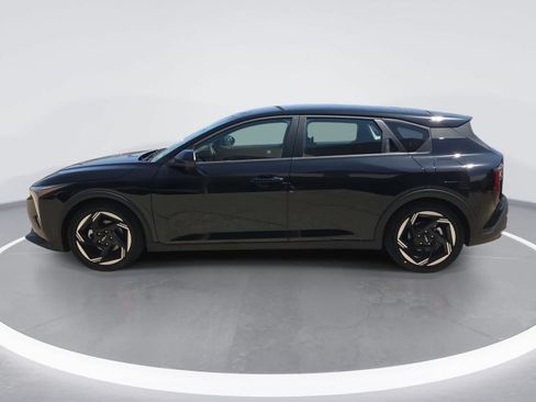 New 2026 Kia K4 EX FWD image 5