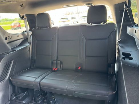 Used 2021 Chevrolet Tahoe Premier w/ Premium Package RWD image 40