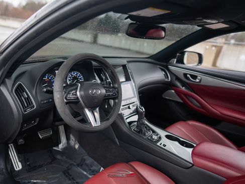 Used 2019 INFINITI Q60 Red Sport 400 w/ Proactive Package image 14