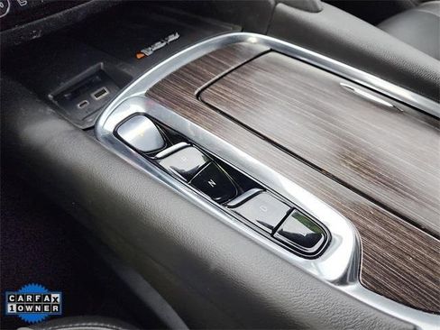 Used 2023 Buick Enclave Avenir w/ Avenir Technology Package image 27