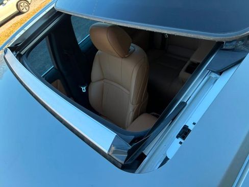 Used 2021 Lexus LS 500 w/ Accessory Package (Z2) image 11