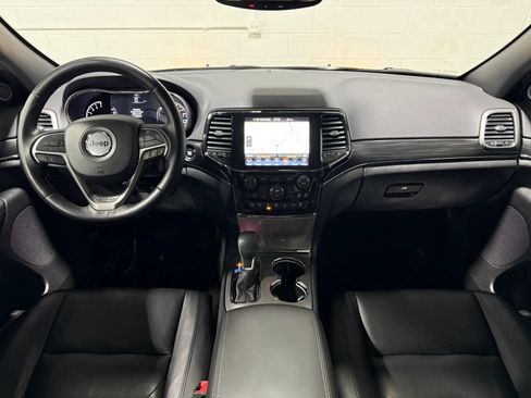Used 2020 Jeep Grand Cherokee Limited AWD/4WD image 20