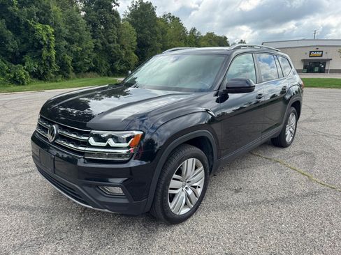 Used 2019 Volkswagen Atlas SE w/ Panoramic Sunroof Package AWD/4WD image 5