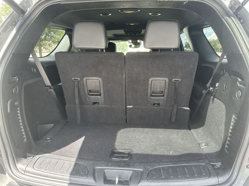 Used 2024 Dodge Durango GT RWD image 31