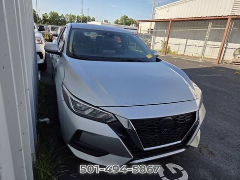 Used 2022 Nissan Sentra SV w/ All-Weather Package FWD image 2