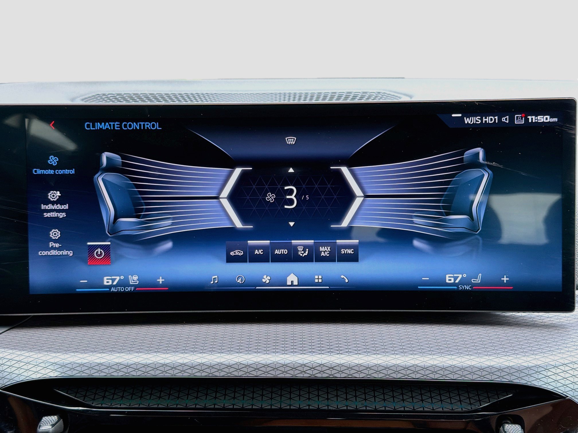 Used 2025 BMW 440i xDrive AWD/4WD image 35