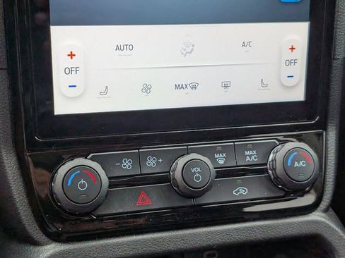 New 2025 Ford Ranger XLT w/ Equipment Group 301A High image 50