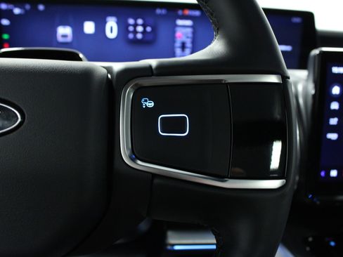 New 2026 Ford Expedition Platinum w/ Stealth Appearance Package image 22