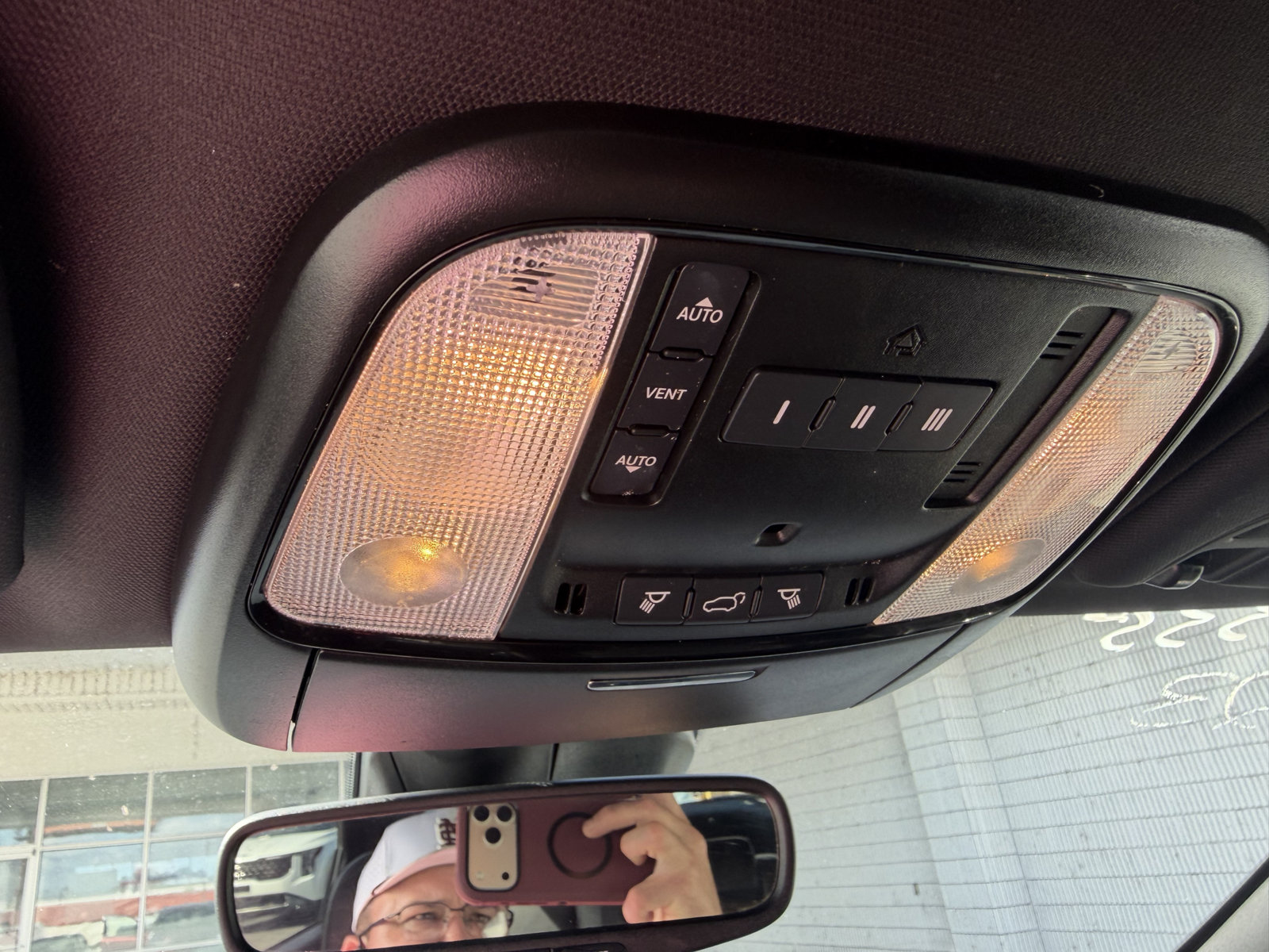 Used 2023 Dodge Durango GT AWD/4WD image 22