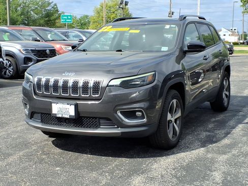 Used 2022 Jeep Cherokee Limited AWD/4WD image 2
