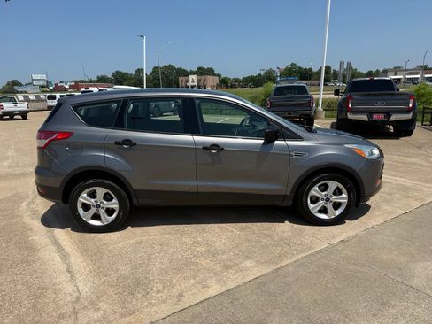 Used 2014 Ford Escape S FWD image 4