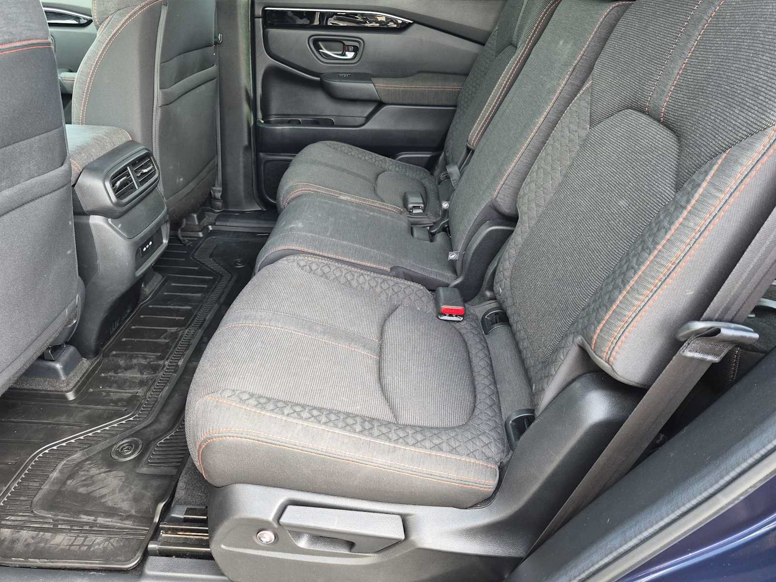 Certified 2024 Honda Pilot Sport image 17