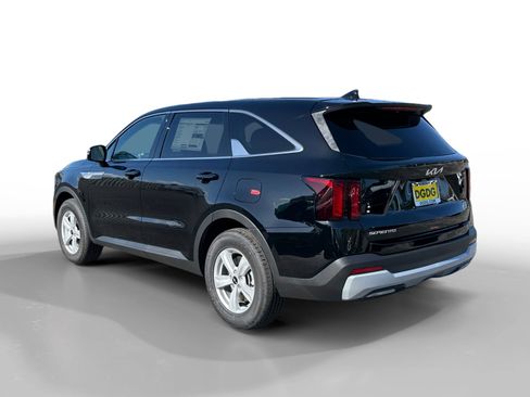 New 2026 Kia Sorento LX image 3