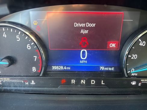 Used 2022 Ford Explorer XLT w/ Equipment Group 202A image 20