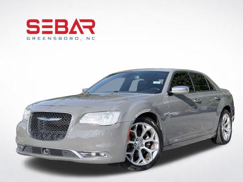 Used 2018 Chrysler 300 C w/ Safetytec Plus Group RWD image 1