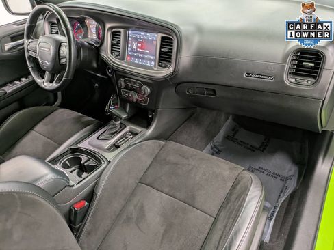 Used 2023 Dodge Charger R/T w/ Plus Group RWD image 30