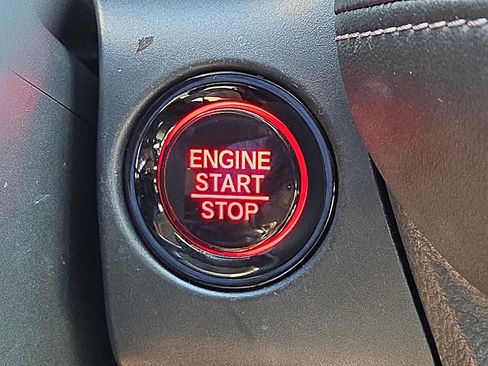 Used 2025 Honda HR-V EX-L image 19