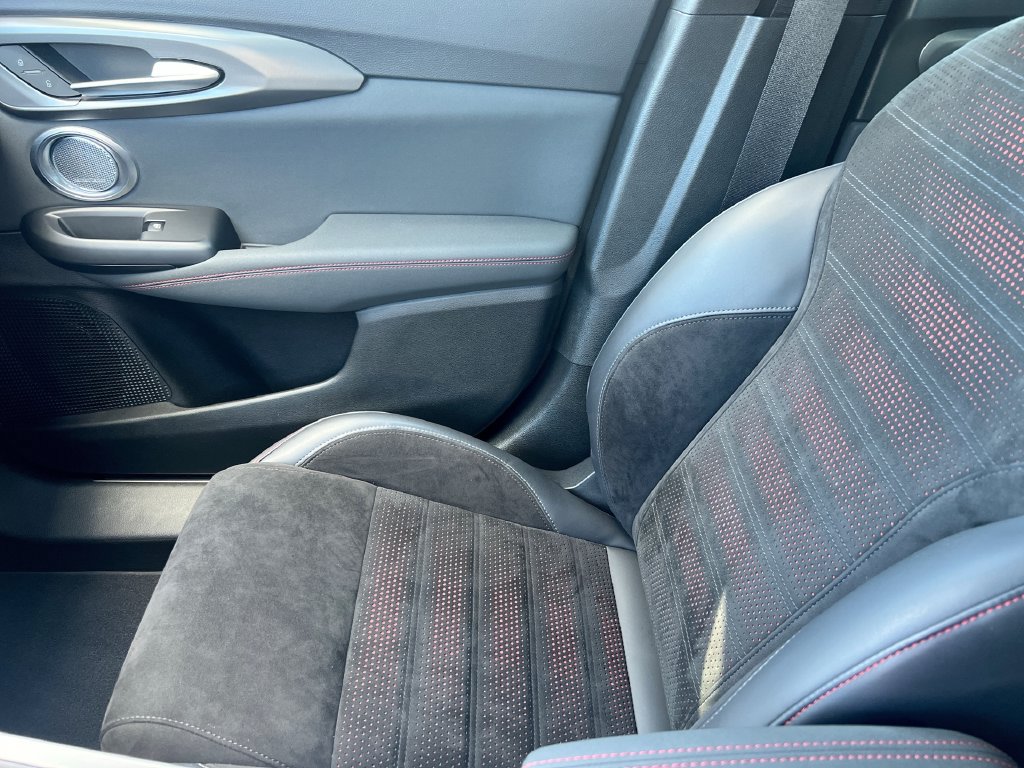 Used 2024 Dodge Hornet R/T Plus AWD/4WD image 31