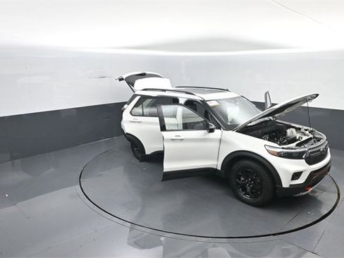 Certified 2023 Ford Explorer Timberline w/ Timberline Technology Package image 38