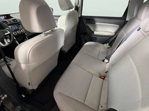 Used 2017 Subaru Forester 2.5i Premium w/ All-Weather Package AWD/4WD image 23