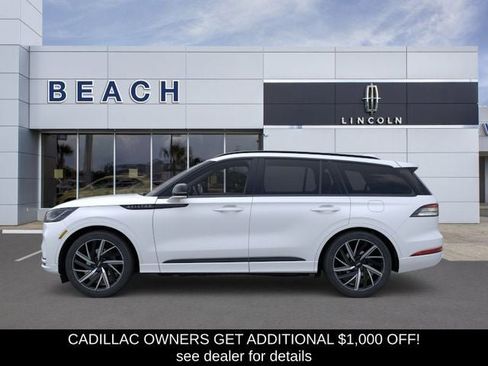 New 2026 Lincoln Aviator Black Label w/ Jet Appearance Package AWD/4WD image 3