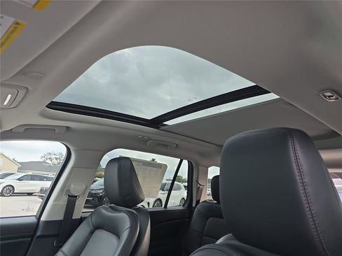 New 2026 Lincoln Aviator AWD image 24