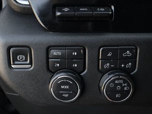 Used 2024 Chevrolet Silverado 3500 High Country w/ High Country Premium Package AWD/4WD image 30