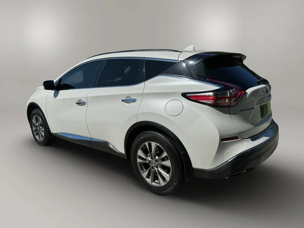 Used 2016 Nissan Murano SV w/ Cargo Package FWD image 9
