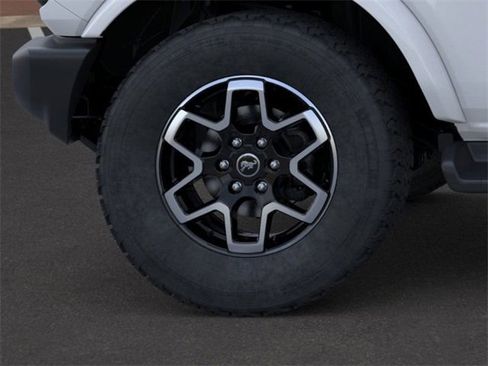 New 2025 Ford Bronco Outer Banks image 21