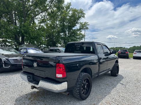 Used 2017 RAM 1500 Classic SLT AWD/4WD image 5