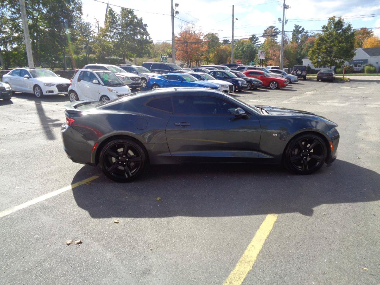 Used 2018 Chevrolet Camaro SS RWD image 5