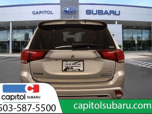 Used 2019 Mitsubishi Outlander SEL AWD/4WD image 5