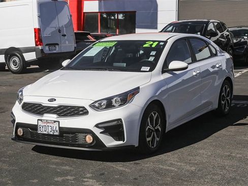 Used 2021 Kia Forte LXS image 5