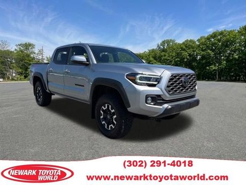 Used 2022 Toyota Tacoma TRD Off-Road w/ Technology Package AWD/4WD image 1