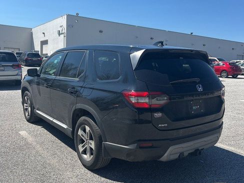 Used 2023 Honda Pilot EX-L image 3