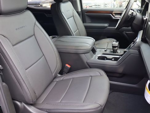 New 2025 GMC Sierra 1500 Denali image 26