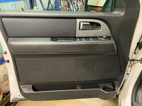 Used 2012 Ford Expedition EL Limited AWD/4WD image 25