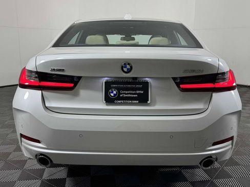 Used 2025 BMW 330i xDrive 330i xDrive w/ Premium Package image 9