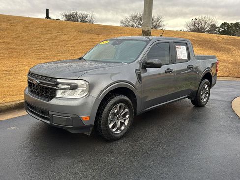 Used 2022 Ford Maverick XLT image 1