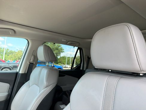 Used 2024 Honda Pilot Touring image 10