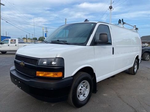 Used 2025 Chevrolet Express 2500 Extended w/ Driver Convenience Package RWD image 6