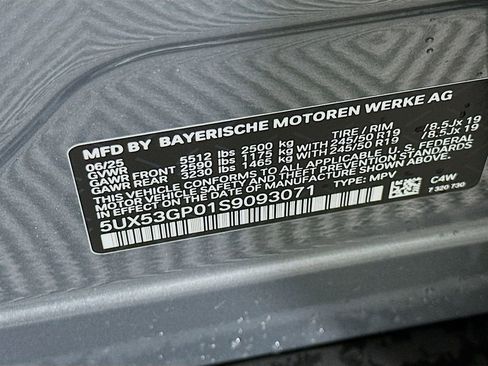Used 2025 BMW X3 xDrive30i w/ Premium Package AWD/4WD image 24