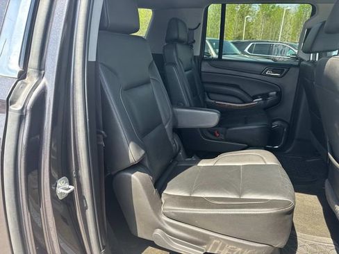 Used 2017 Chevrolet Suburban Premier image 24