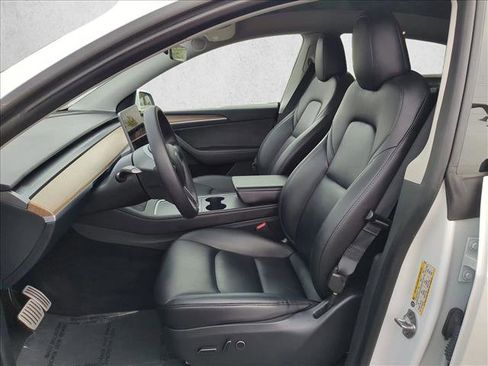 Used 2023 Tesla Model Y Performance image 15